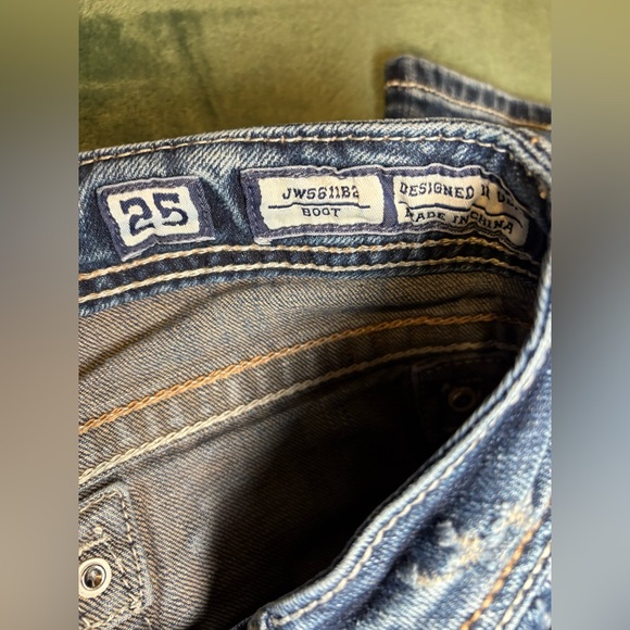 MissMe Jeans, Size 25, like NEW condition. (5003) - Picture 7 of 13